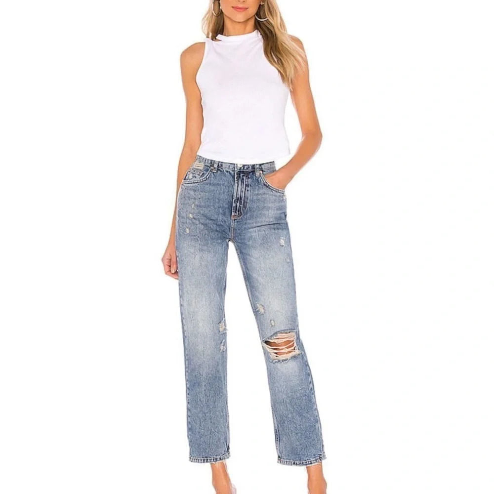 Free People We the Free Dakota Straight Leg Jean in Indigo
Blue Size 28